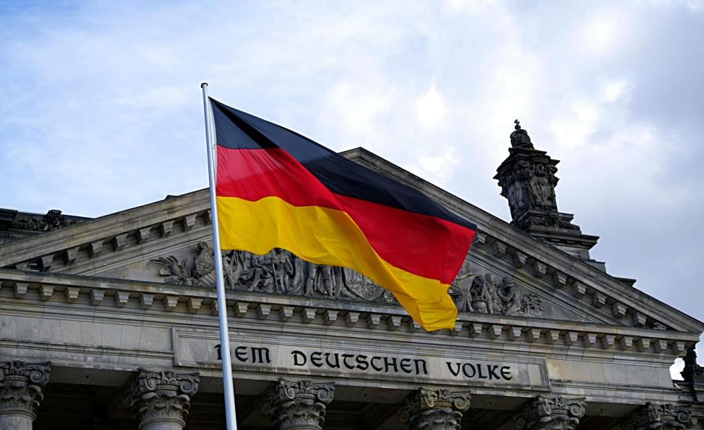 German State Govt Switches to&nbsp;Linux